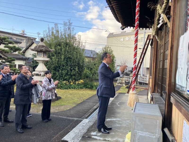 六条神社へ参拝🐍